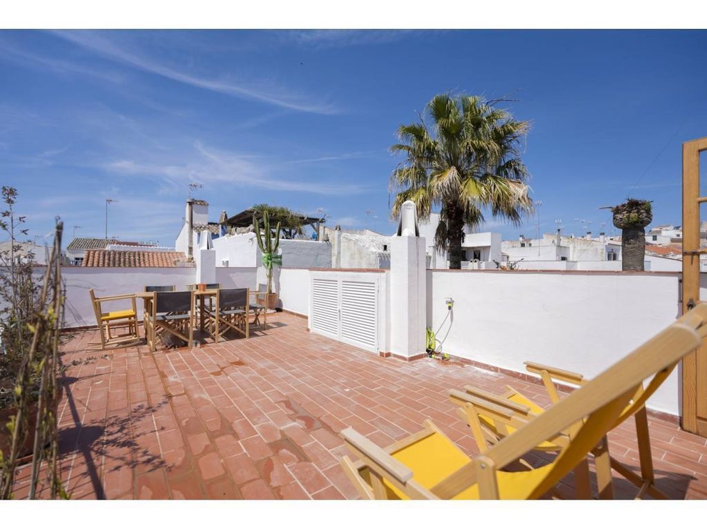Property photo 1 of 27