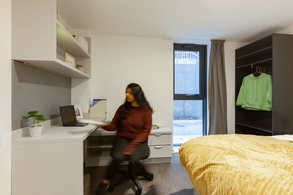 Property photo 2 of 4 Image