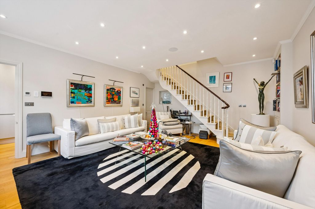 Property photo 1 of 12 Image