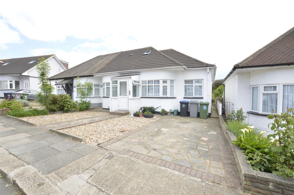 Property photo 2 of 13 Front