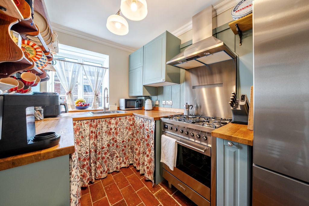 Property photo 3 of 13 Picture No. 14