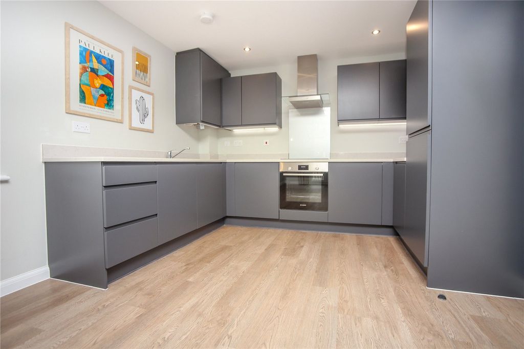 Property photo 1 of 9 Picture No. 15