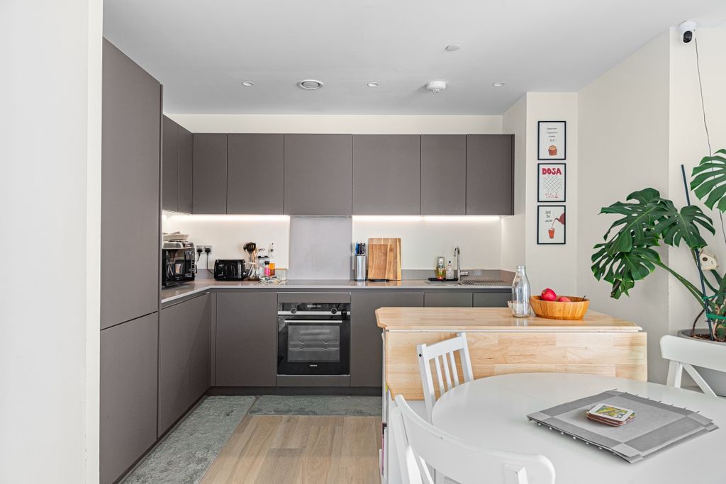 Property photo 3 of 13 094A5404