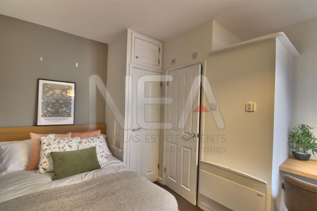 Property photo 1 of 5 Room Four & Ensuite