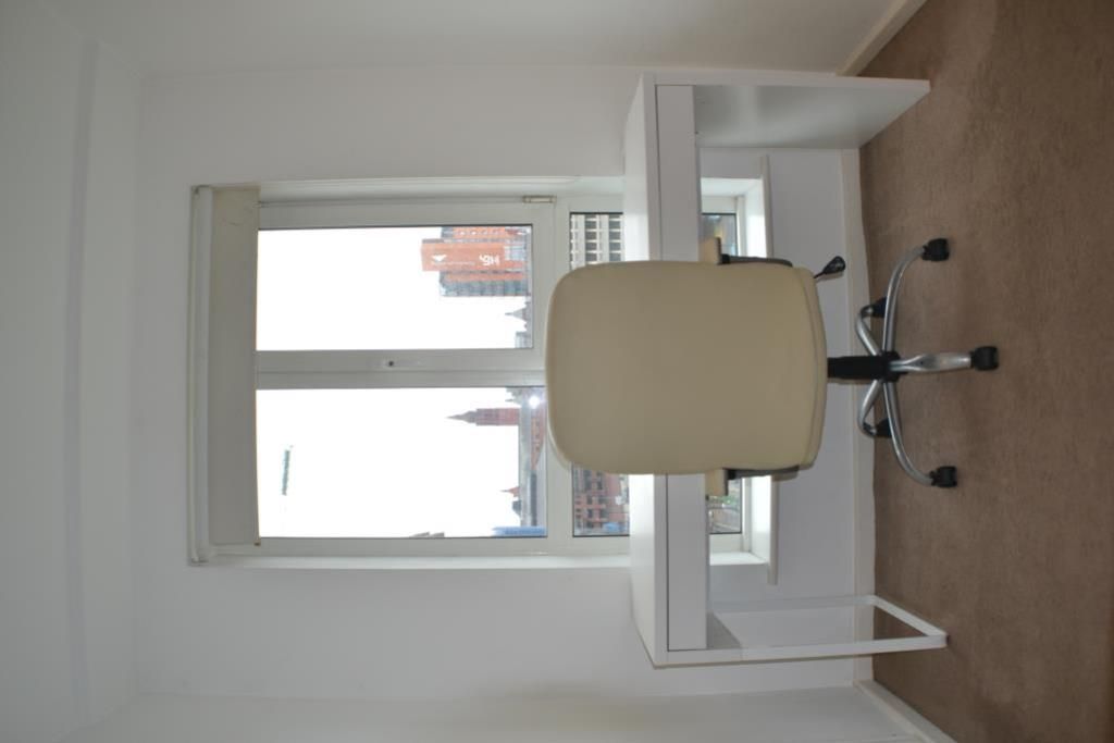 Property photo 3 of 8 Dsc_0103_Lge