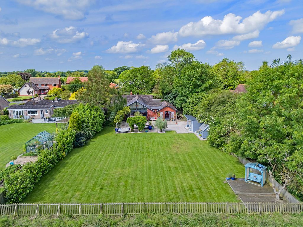 Property photo 1 of 33