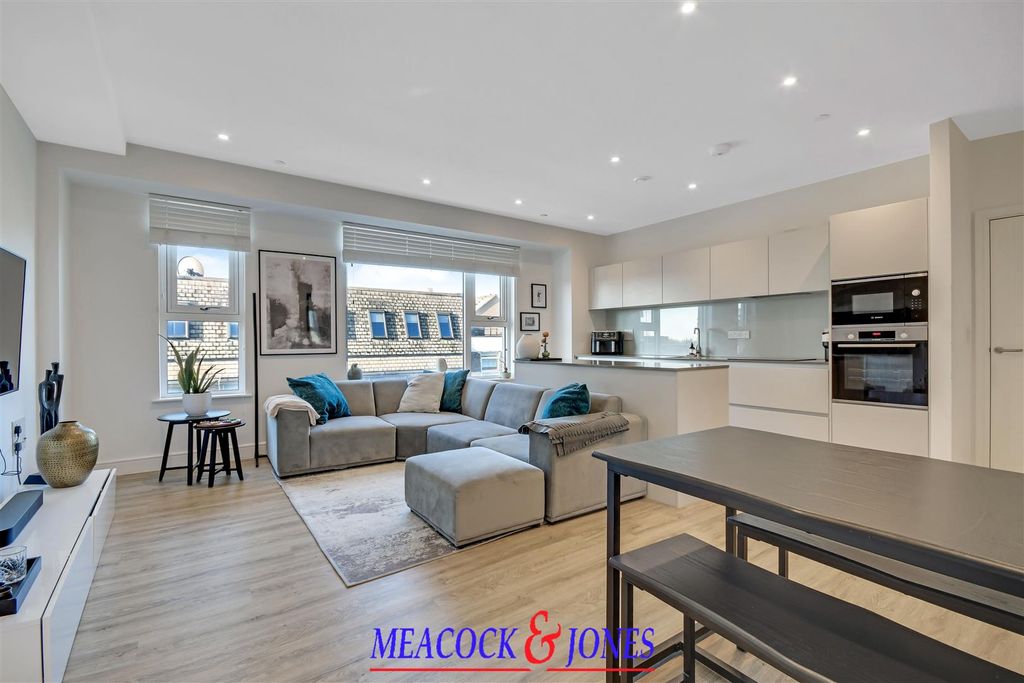 Property photo 3 of 13 Dsc_1971-Dsc_1975.Jpg