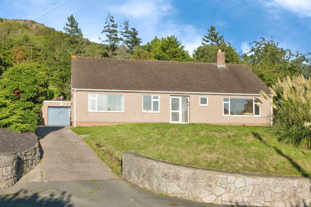 Property photo 1 of 22 Photo