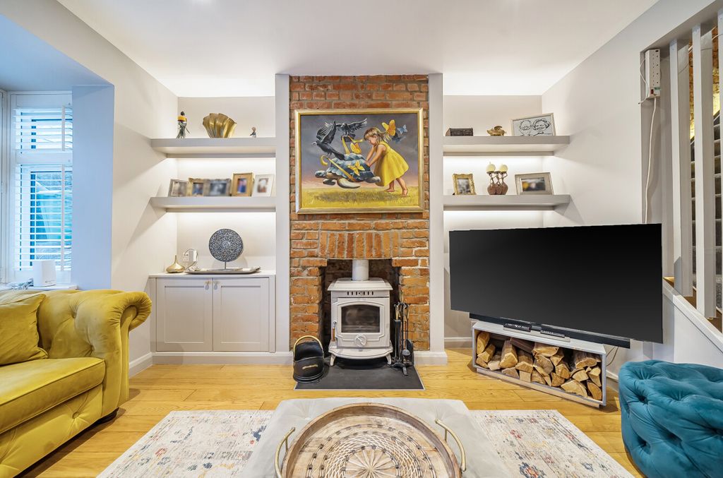 Property photo 2 of 19 1407391-22-6980c9...