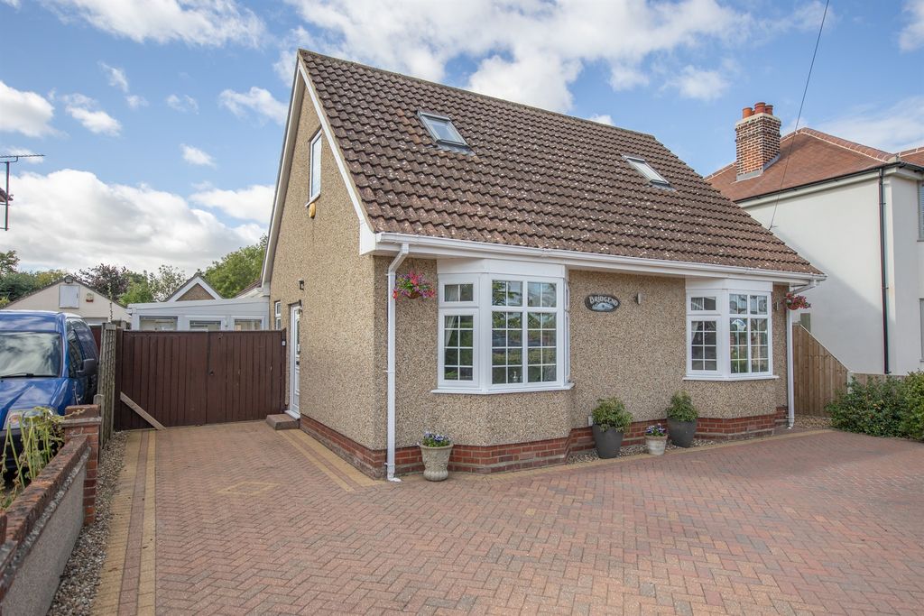 Property photo 1 of 24