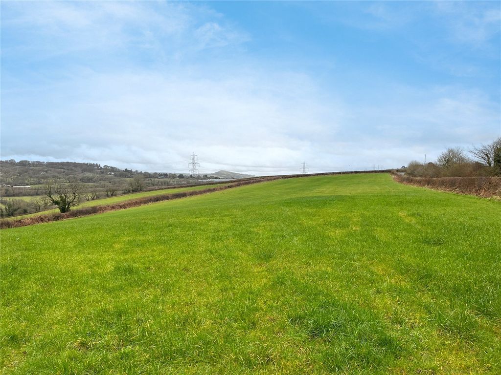 Property photo 2 of 2 Picture 2