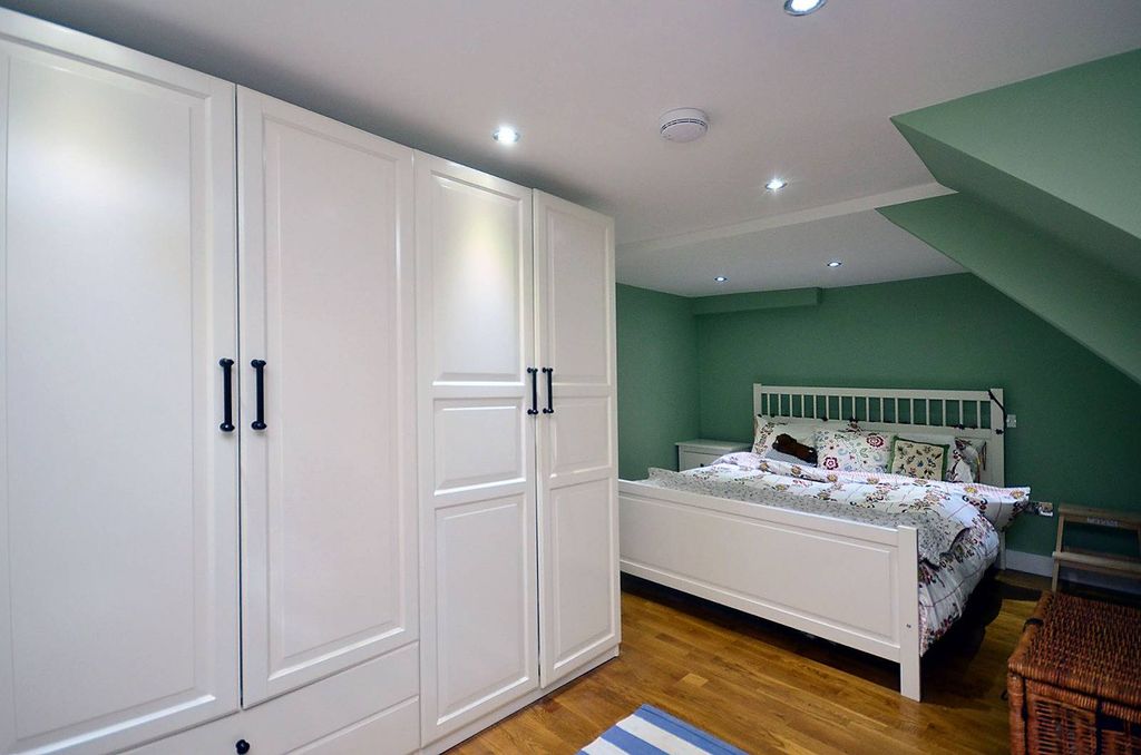Property photo 1 of 6