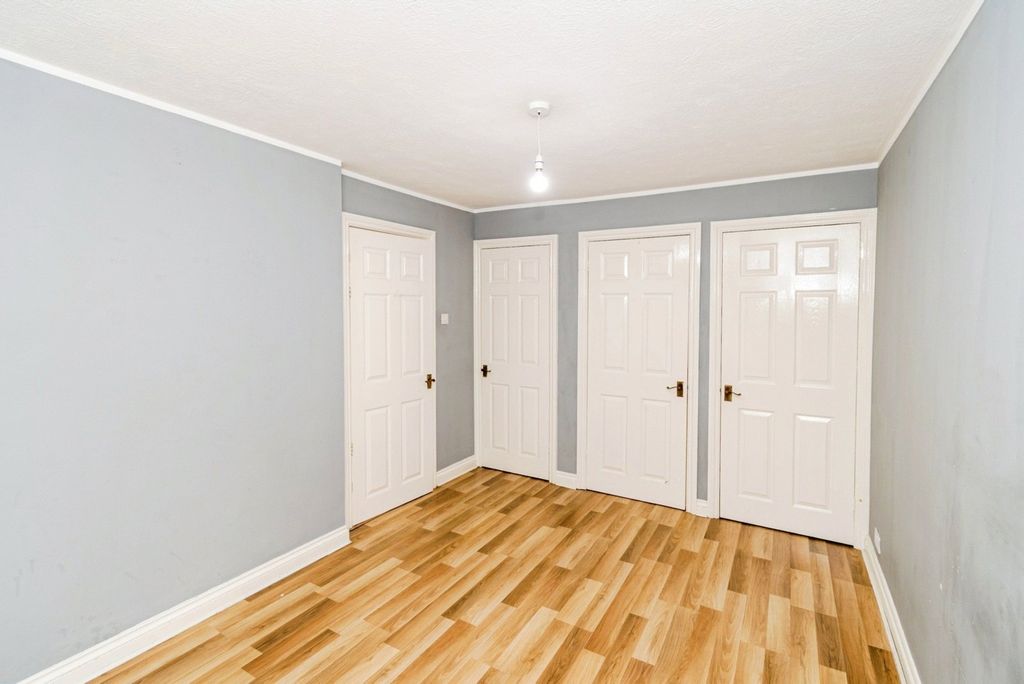 Property photo 2 of 6 Picture No. 03