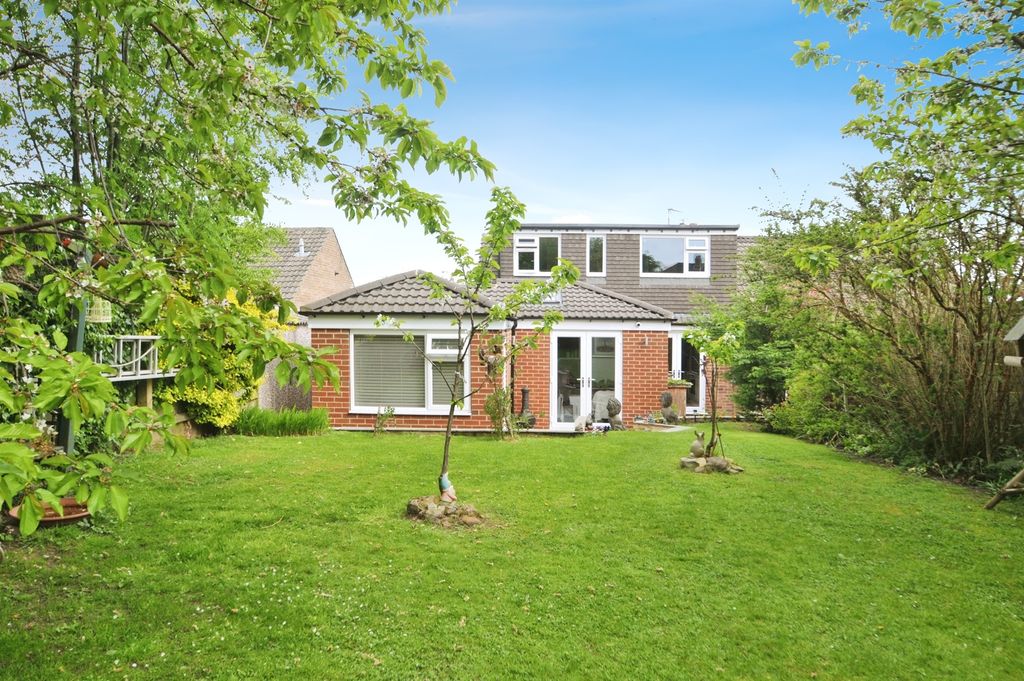 Property photo 1 of 34