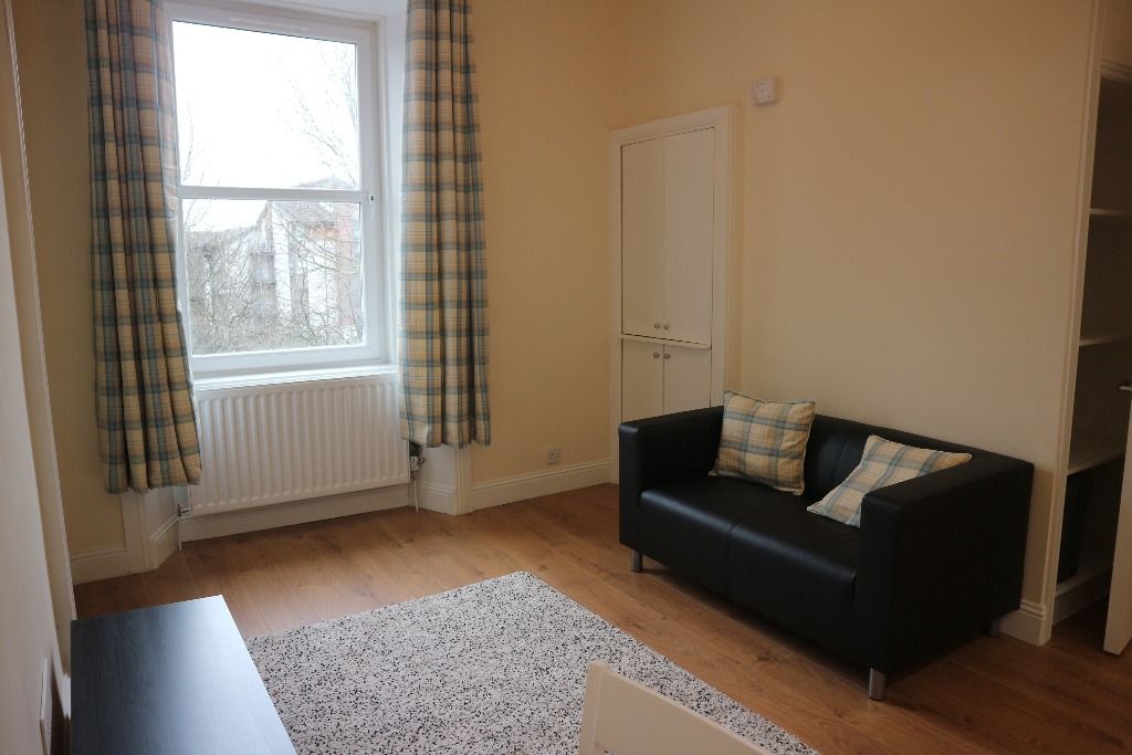 Property photo 2 of 7 Photo 2