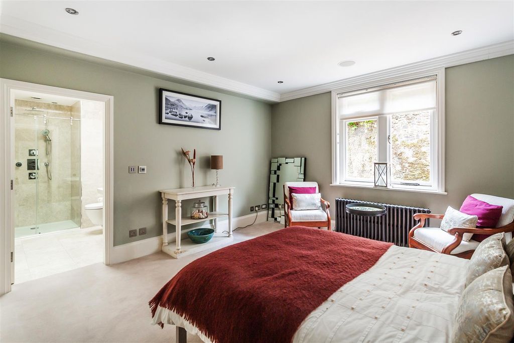 Additional image 21 of 4 bed flat for saleAlbury Park Mansion, Albury, Guildford, Surrey GU5