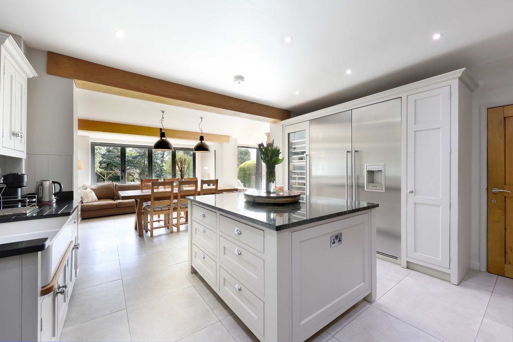 Additional image 5 of 6 bed detached house for saleHogback Wood Road, Beaconsfield, Buckinghamshire HP9
