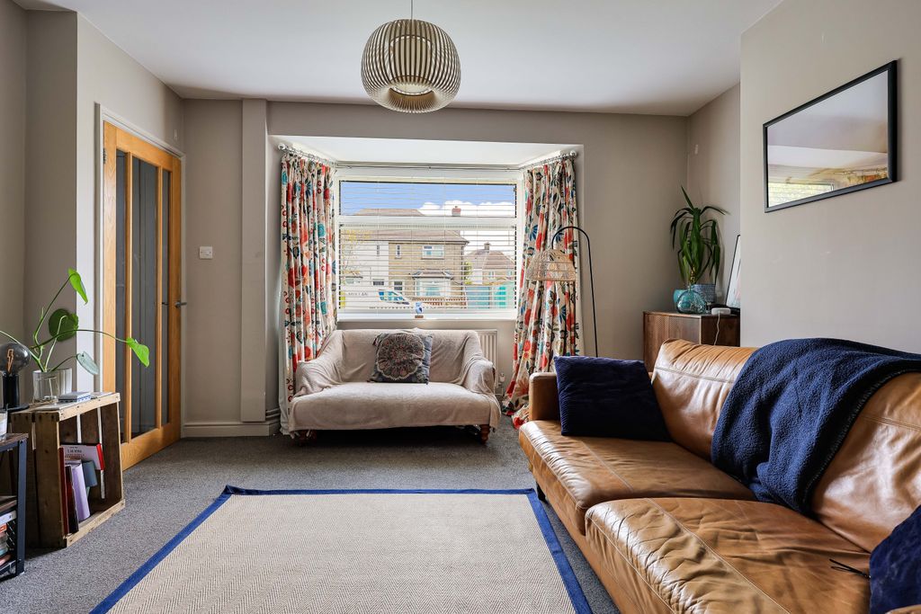 Property photo 2 of 18 Img6