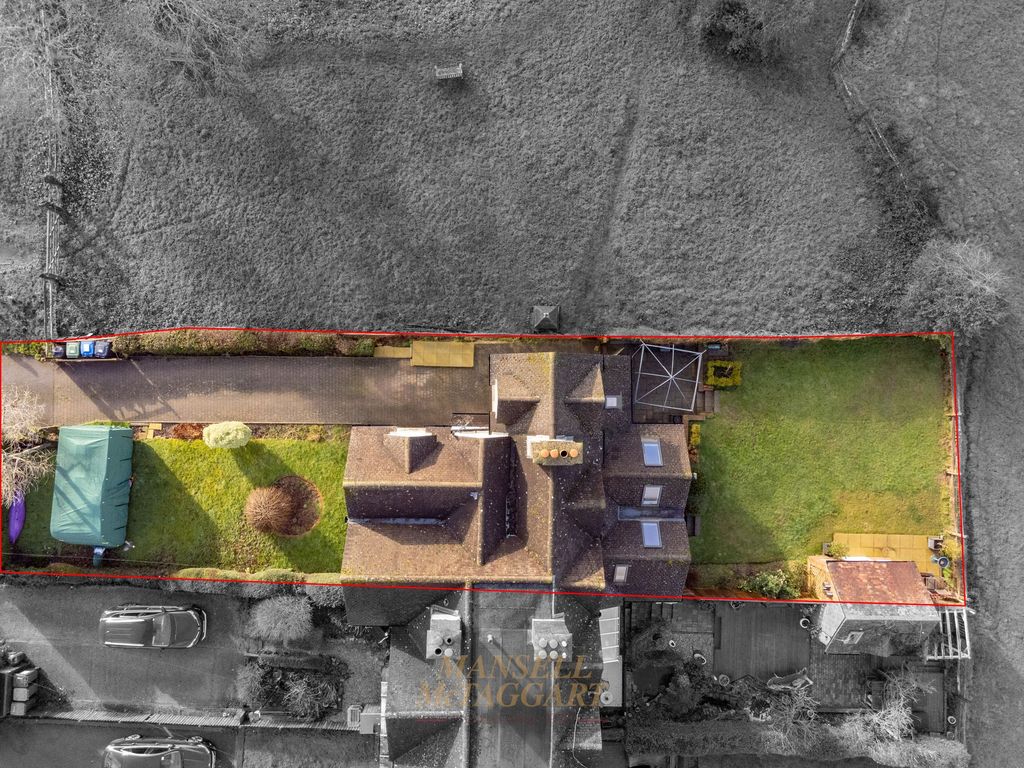 Property photo 2 of 43