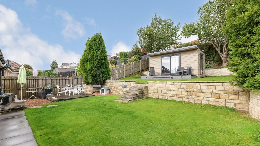 Property photo 2 of 24 17.Jpg