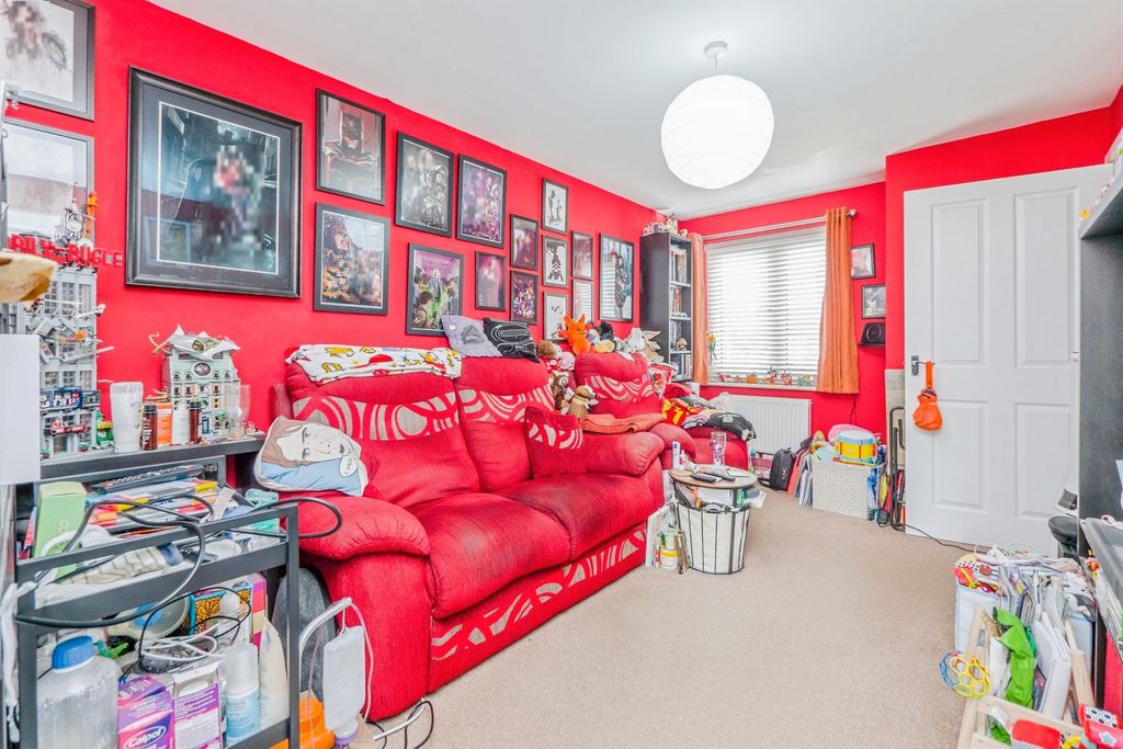 Property photo 2 of 14