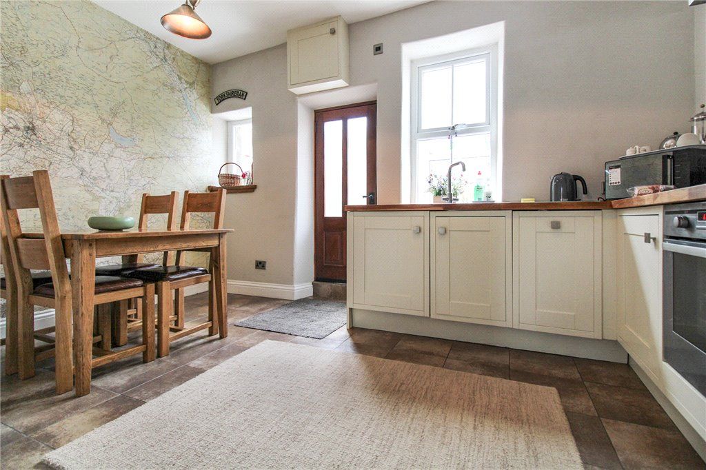 Property photo 2 of 17 Kitchen Diner