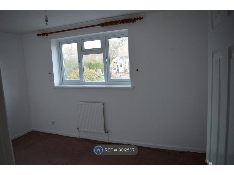 Property photo 2 of 14 Bedroom 2