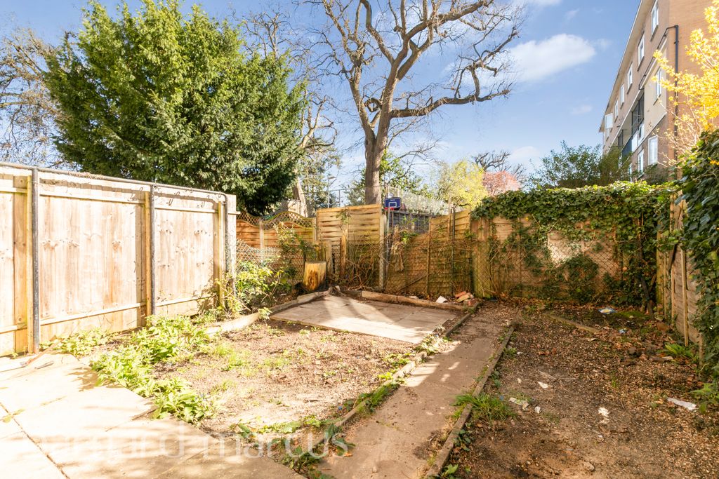 Property photo 2 of 9 Image