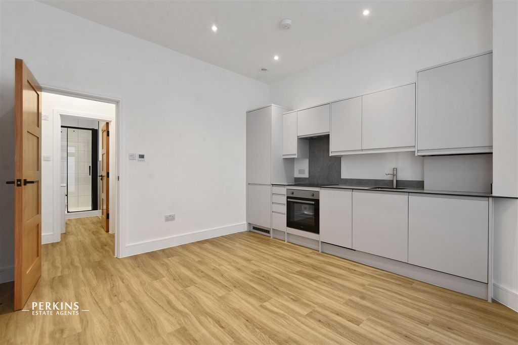 Property photo 2 of 5 Kitchen.Jpg