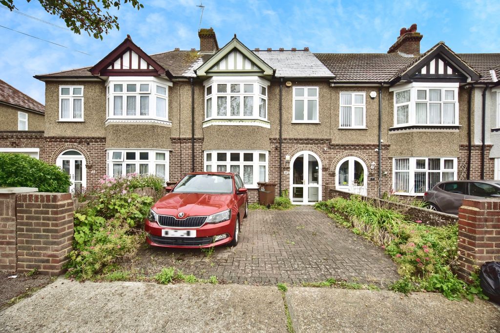 Property photo 1 of 20