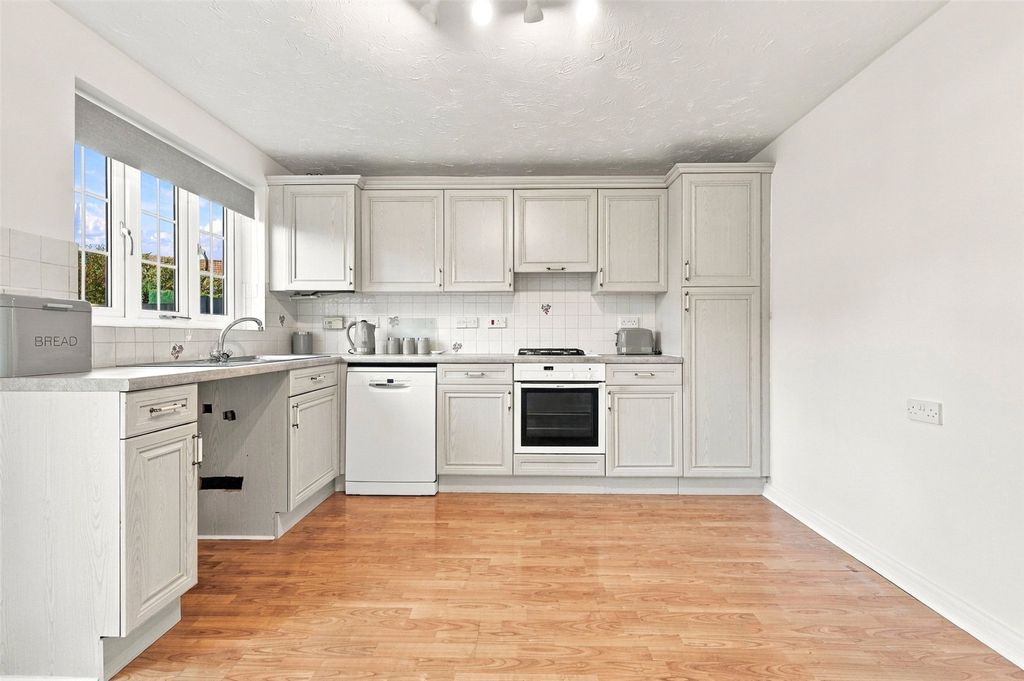 Property photo 3 of 17 Picture No. 09