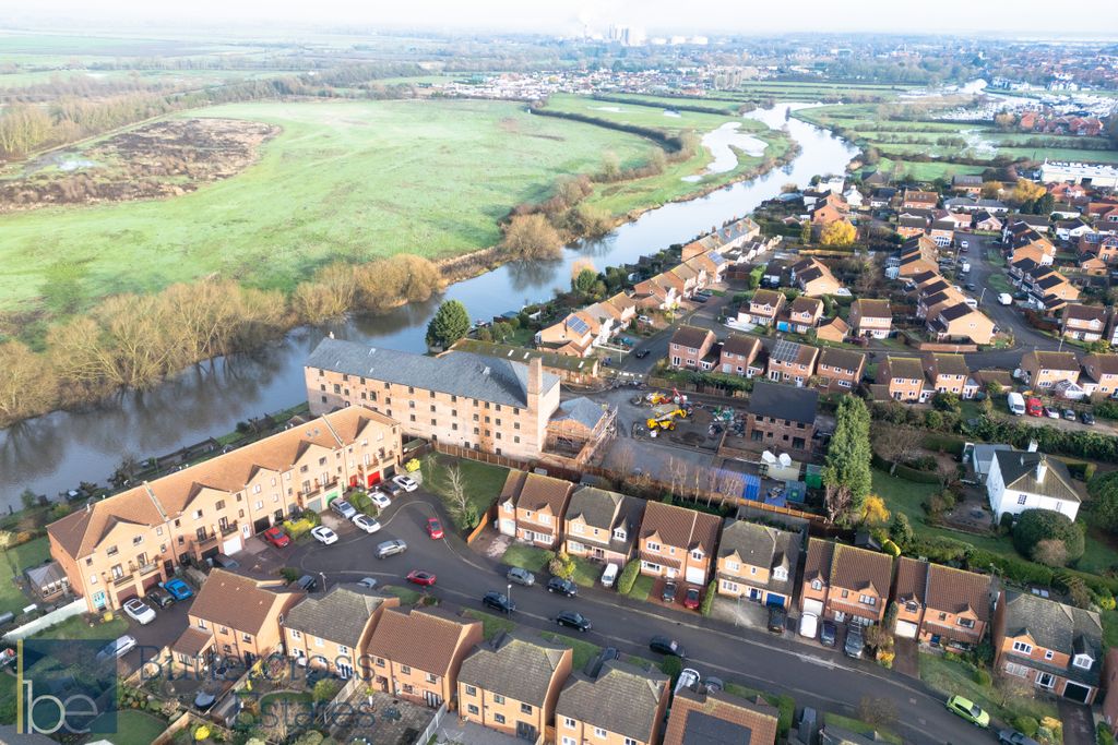 Property photo 3 of 20 The Old Mill