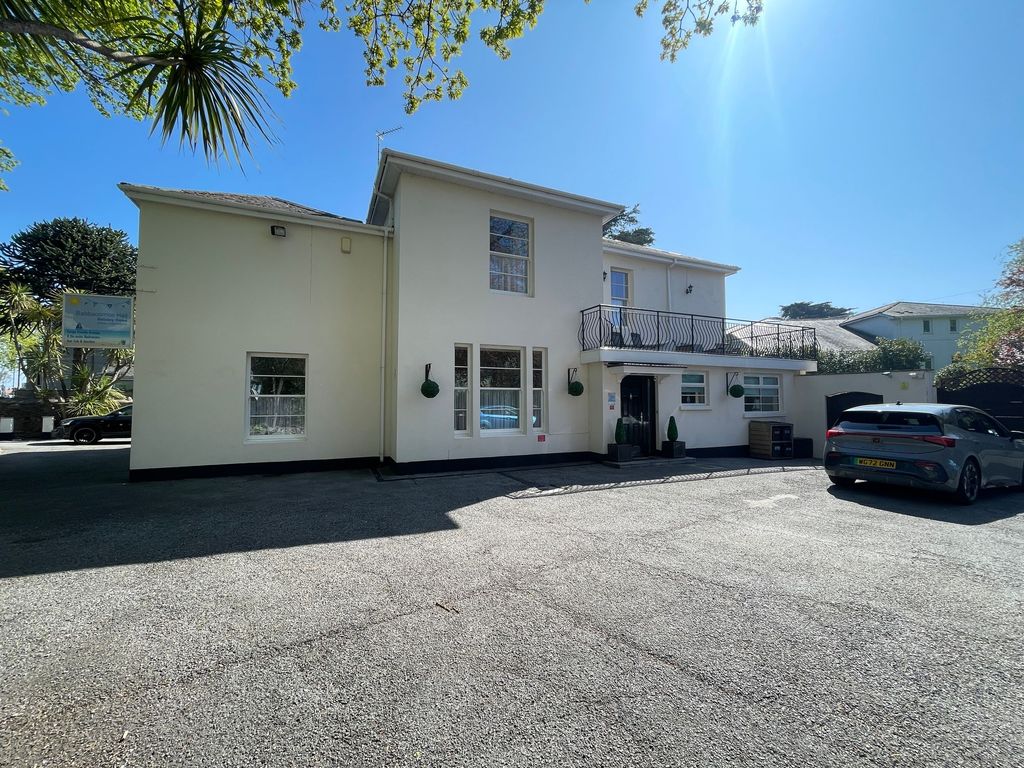 Property photo 3 of 30