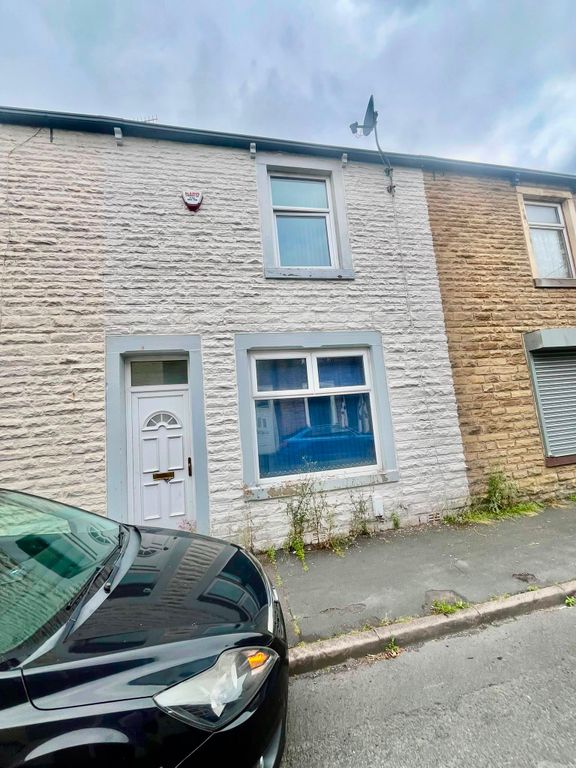 Property photo 1 of 1