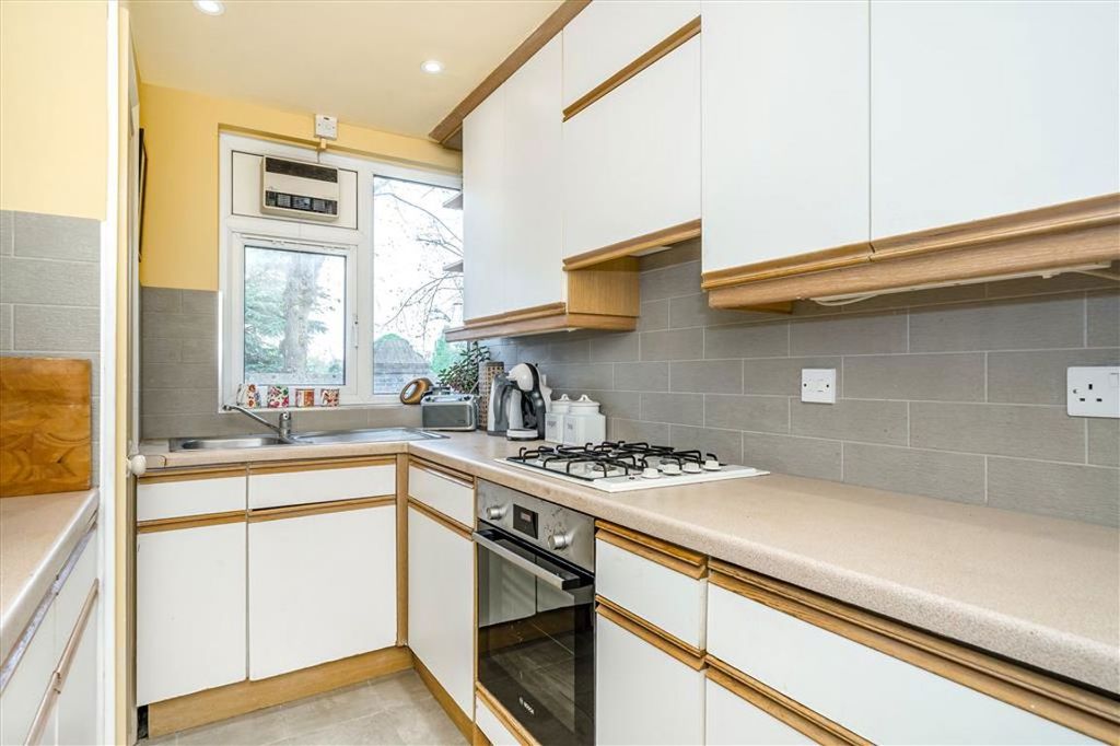 Property photo 2 of 4