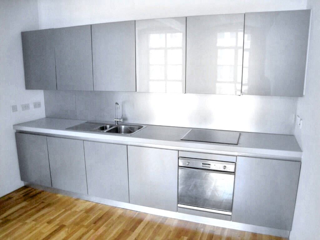 Property photo 3 of 6