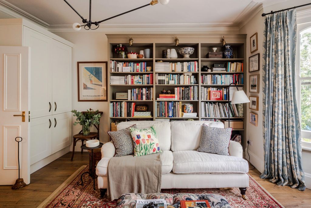 Property photo 3 of 19 348387 - 17 Elmfield Mansions-27.Jpeg