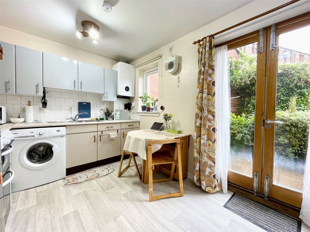 Property photo 2 of 12 Picture No. 04