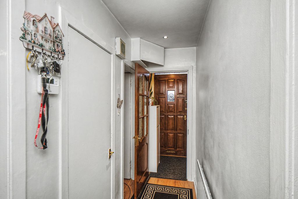 Property photo 3 of 12 Property Image 3