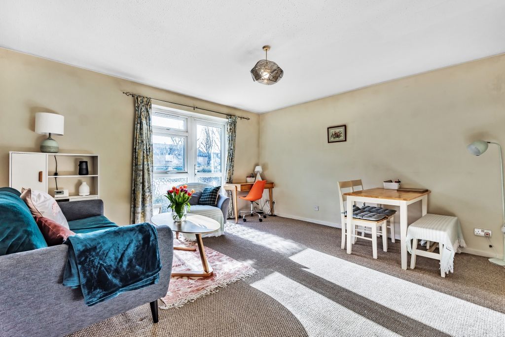 Property photo 2 of 6 808426 (2)