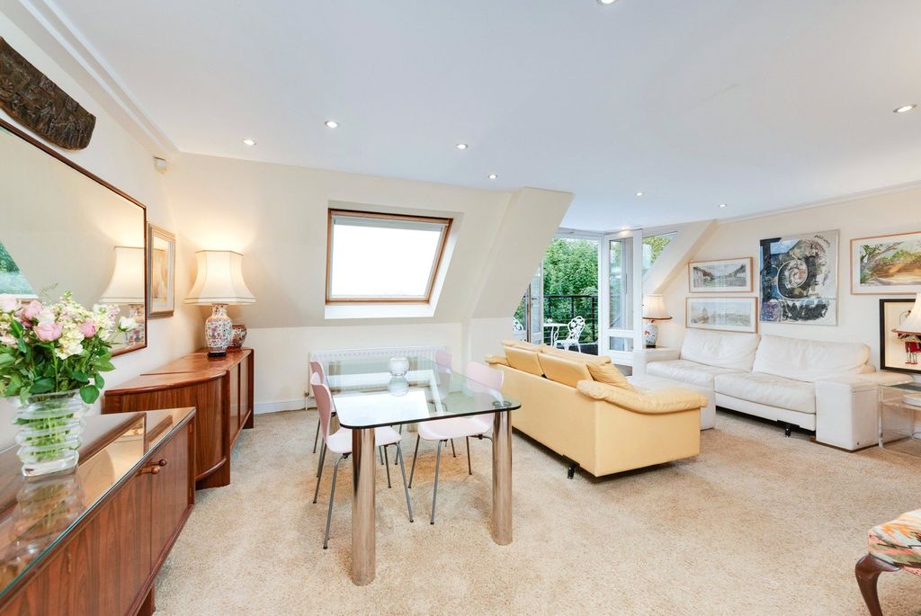 Property photo 2 of 11 Picture No. 08