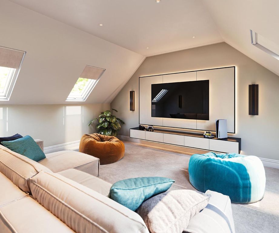 Property photo 3 of 12