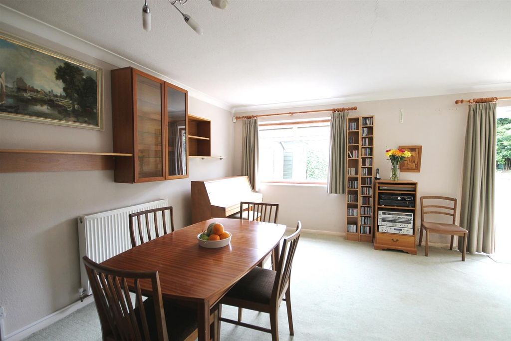 Property photo 3 of 16 .Dining.Jpg
