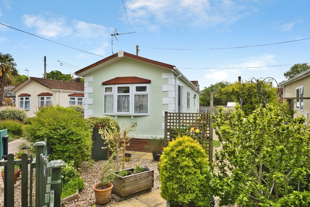 Property photo 1 of 19 Pbox-Img.Jpg