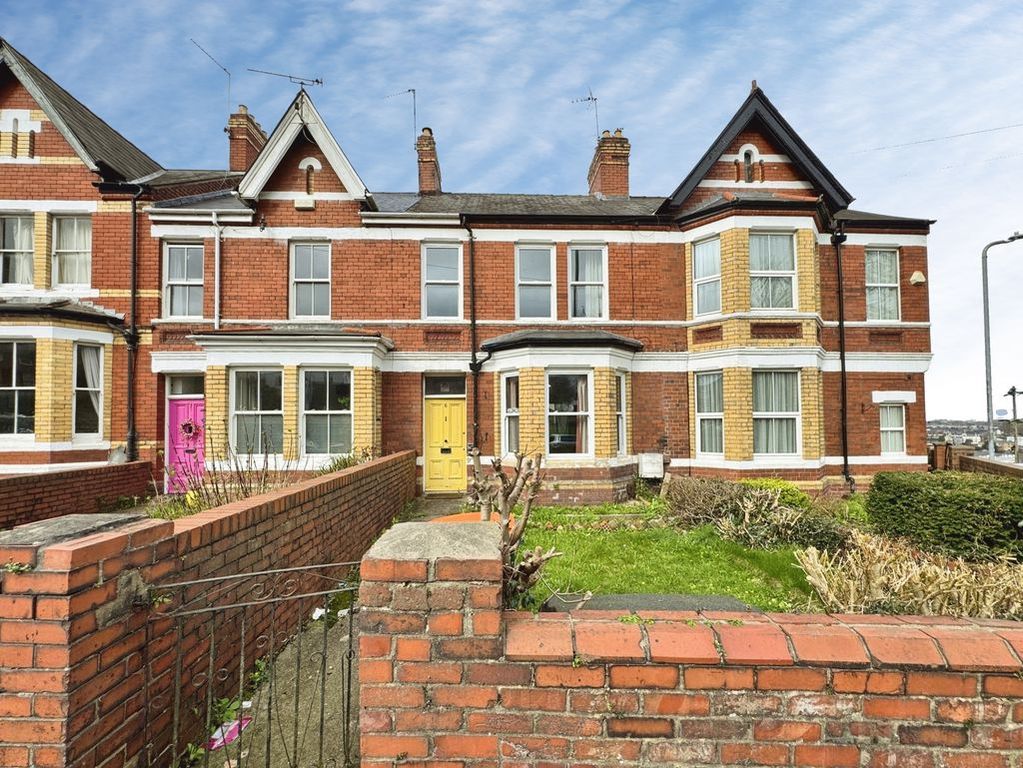 Property photo 2 of 32 Photo 3