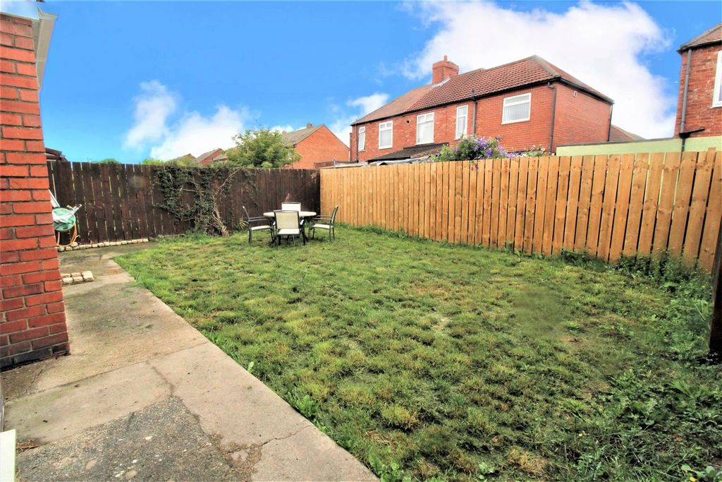 Property photo 2 of 17 External