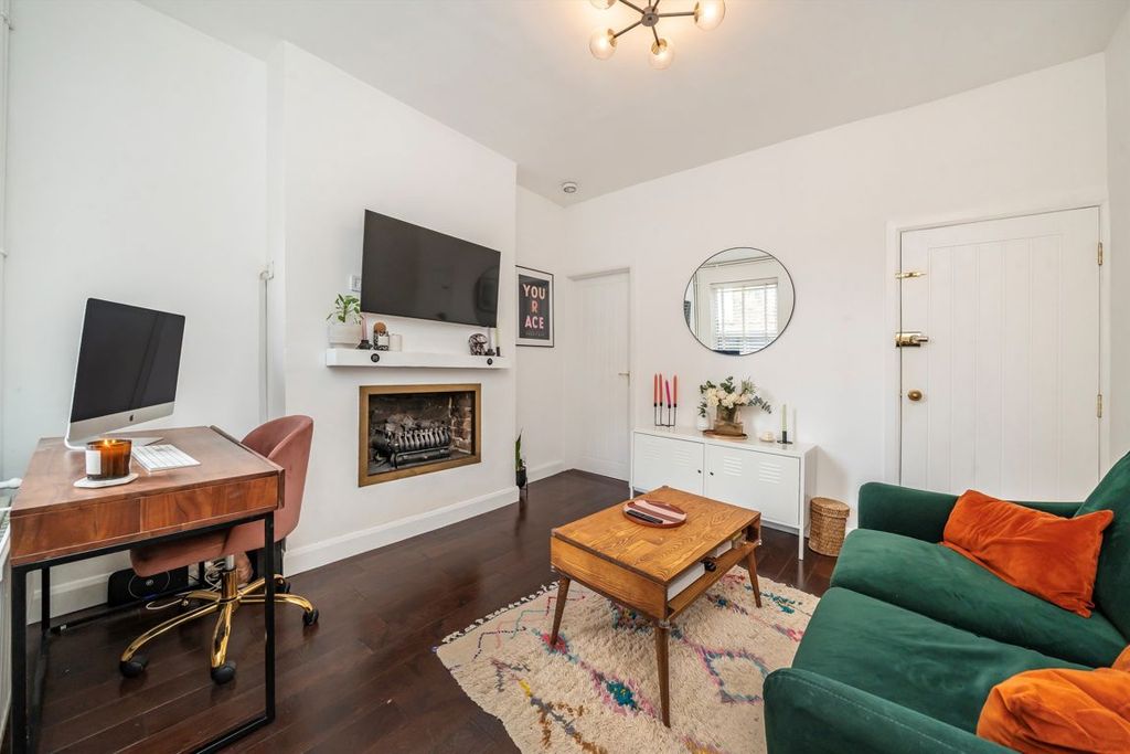 Property photo 3 of 7