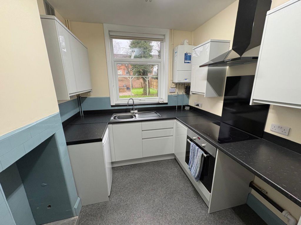 Property photo 2 of 12