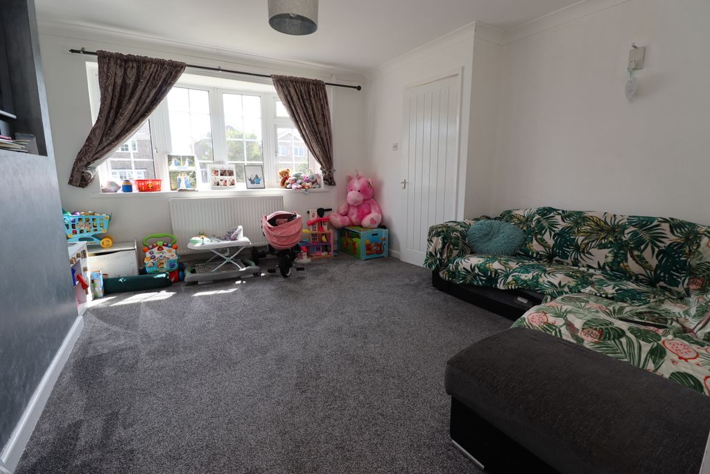 Property photo 3 of 12 Img_5464