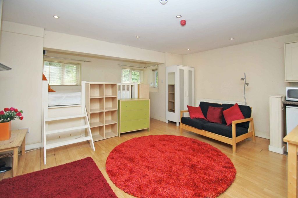 Property photo 1 of 9 Picture No. 01